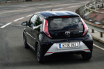 Toyota Aygo 5p 1.0 VVT-i 69 CV x-clusiv Turismo x-negro Exterior Posterior 5 puertas