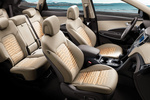 Hyundai Grand Santa Fe 2.2 CRDi 197 CV Todo terreno Glacier Interior Asientos 5 puertas
