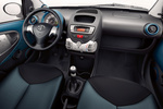 Toyota Aygo Aygo 70 (68 CV) Gama Aygo Turismo Interior Salpicadero 5 puertas