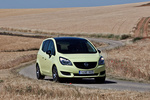 Opel Meriva 1.6 CDTi 136 CV Gama Meriva Monovolumen Verde Lima Exterior Lateral-Frontal 5 puertas