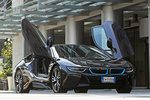 BMW i8 Gama i8 Gama i8 Coup&eacute; Sophistograu efecto brillante detalles BMW i Blau Exterior Lateral-Frontal 3 puertas