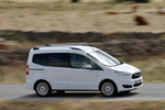 Ford Tourneo Courier 1.6 TDCi 95 CV Titanium Monovolumen Blanco Exterior Lateral 5 puertas