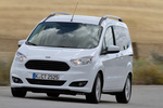 Ford Tourneo Courier 1.6 TDCi 95 CV Titanium Monovolumen Blanco Exterior Frontal 5 puertas