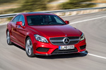 Mercedes-Benz Clase CLS CLS 500 4Matic Gama CLS Turismo Exterior Lateral-Frontal 4 puertas