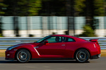 Nissan GT-R Gama GT-R Gama GT-R Coup&eacute; Exterior Lateral 2 puertas