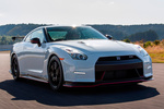 Nissan GT-R GT-R Nismo GT-R Nismo Coup&eacute; Exterior Frontal 2 puertas