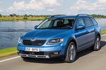 Skoda Scout Gama Scout Gama Scout Turismo familiar Azul Race Metalizado Exterior Frontal-Lateral 5 puertas