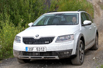 Skoda Scout Gama Scout Gama Scout Turismo familiar Blanco Luna Metalizado Exterior Frontal-Lateral 5 puertas