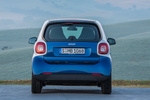 smart fortwo Gama fortwo Passion Turismo Blanco y Azul medianoche Exterior Trasera 3 puertas