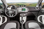 smart fortwo 1.0 71 CV Passion Turismo Interior Salpicadero 3 puertas