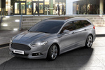 Ford Mondeo Gama Mondeo Gama Mondeo Turismo familiar Plata Perla Exterior Frontal-Lateral 5 puertas