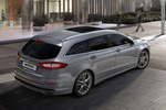 Ford Mondeo Gama Mondeo Gama Mondeo Turismo familiar Plata Perla Exterior Posterior-Lateral 5 puertas