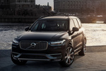 Volvo XC90 T6 First Edition Todo terreno Onyx Black Metallic Exterior Lateral-Frontal 5 puertas
