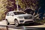 Volvo XC90 T8 Twin Hybrid Inscription Todo terreno Crystal White Metallic  Exterior Lateral-Frontal 5 puertas