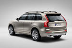 Volvo XC90 T5 Momentum Todo terreno Luminous Sand Metallic Exterior Lateral-Posterior 5 puertas