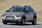 Citro&euml;n C4 Cactus e-HDI 92 ETG6 Shine Turismo Marr&oacute;n oliva metalizado Exterior Lateral-Frontal 5 puertas