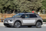 Citro&euml;n C4 Cactus e-HDI 92 ETG6 Shine Turismo Marr&oacute;n oliva metalizado Exterior Lateral-Frontal 5 puertas