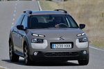 Citro&euml;n C4 Cactus e-HDI 92 ETG6 Shine Turismo Marr&oacute;n oliva metalizado Exterior Lateral-Frontal 5 puertas