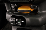 Citro&euml;n C4 Cactus e-HDI 92 ETG6 Shine Turismo Interior Guantera y recept&aacute;culo 5 puertas