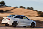 Audi A3 S3 Sedan S3 Turismo Blanco Amalfi Exterior Posterior-Lateral 4 puertas