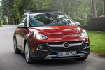 Opel ADAM ROCKS ROCKS Turismo Papa don&acute;t Peach Exterior Frontal 3 puertas