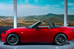 Mazda MX-5 Gama MX-5 (versi&oacute;n con volante a la derecha) Gama MX-5 (versi&oacute;n con volante a la derecha) Descapotable Exterior Lateral 2 puertas