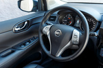 Nissan Pulsar DIG-T 116 CV Tekna Turismo Interior Volante 5 puertas