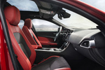Jaguar XE S Turismo Interior Asientos 4 puertas
