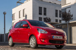 Mitsubishi Space Star 120 MPI 80 CV Motion Turismo Rojo Orient Exterior Lateral-Frontal 5 puertas