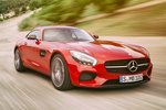Mercedes-Benz AMG GT Gama AMG GT Gama AMG GT Coup&eacute; Rojo &Oacute;palo Exterior Lateral-Frontal 3 puertas