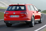 Volkswagen Golf 2.0 TDI CR 150 CV 4MOTION Gama Alltrack Turismo familiar Exterior Lateral-Posterior 5 puertas
