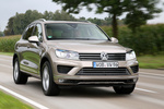 Volkswagen Touareg 3.0 TDI CR 262 CV Tiptronic 8 vel Premium Terrain Tech Todo terreno Exterior Lateral-Frontal 5 puertas
