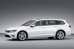 Volkswagen Passat GTE GTE Turismo familiar Blanco Puro Exterior Lateral-Frontal 4 puertas