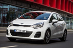 KIA Rio Gama Rio Gama Rio Turismo Clear White Exterior Lateral-Frontal 5 puertas