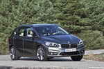 BMW Serie 2 Active Tourer 218d Luxury Monovolumen Platinsilber metalizado Exterior Frontal-Lateral 5 puertas