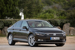 Volkswagen Passat 2.0 TDI BiT BMT 240 CV 4Motion DSG7 Sport Turismo Marr&oacute;n roble metalizado Exterior Lateral-Frontal 4 puertas