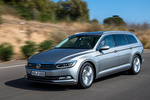 Volkswagen Passat 2.0 TDI BiT BMT 240 CV 4Motion DSG7 Sport Turismo familiar Marr&oacute;n roble metalizado Exterior Lateral-Frontal 5 puertas