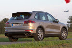 Porsche Cayenne S E-Hybrid S E-Hybrid Todo terreno Palladium Silver Exterior Posterior-Lateral 5 puertas