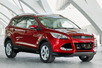 Ford Kuga Gama Kuga 2015 Todo terreno Rojo Rub&iacute; Exterior Frontal-Lateral 5 puertas