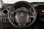 Mitsubishi Space Star 120 MPI 80 CV Motion Turismo Interior Volante 5 puertas