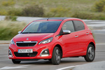 Peugeot 108 1.2 PureTech 82 Allure TOP! Turismo Rojo Scarlet Exterior Lateral-Frontal 5 puertas