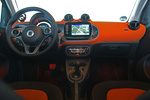 smart fortwo 1.0 71 CV twinamic Passion Turismo Interior Salpicadero 3 puertas