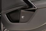 Peugeot 508 2.0 BlueHDi 150 Allure Turismo Interior Puerta 4 puertas