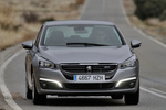 Peugeot 508 2.0 BlueHDi 150 Allure Turismo Gris Artense Exterior Lateral-Frontal 4 puertas