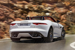 Jaguar F-Type R AWD Convertible 5.0 V8 S/C 550 CV R AWD Convertible 5.0 V8 S/C 550 CV Descapotable Glacier White Exterior Posterior-Lateral 2 puertas