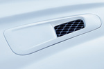 Jaguar F-Type R AWD Convertible 5.0 V8 S/C 550 CV R AWD Convertible 5.0 V8 S/C 550 CV Descapotable Glacier White Exterior Toma de aire 2 puertas