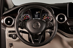 Mercedes-Benz Clase V AVANTGARDE Largo Monovolumen Interior Volante 5 puertas