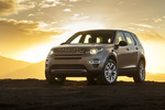 Land Rover Discovery Sport Gama Discovery Sport Gama Discovery Sport Todo terreno Kaikokura Stone Exterior Lateral-Frontal 5 puertas