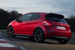 Peugeot 208 1.6 208 CV GTi 30th Turismo Exterior Lateral-Posterior 3 puertas