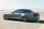 Ford Mustang GT 5.0 Ti-VCT V8 421 CV Gama Mustang Convertible Descapotable Gris Guard Exterior Cenital-Lateral-Posterior 2 puertas
